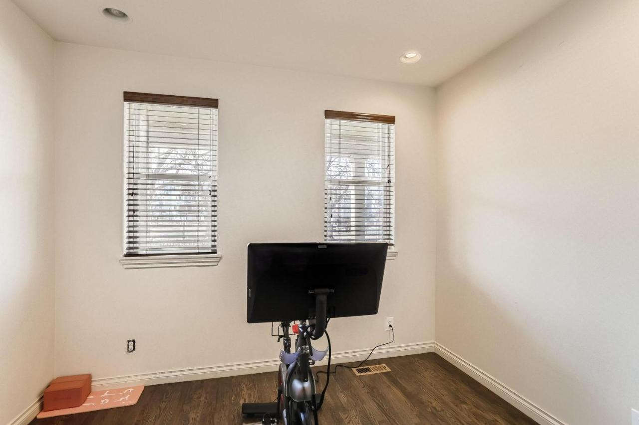 2226 N Washington St Holiday home